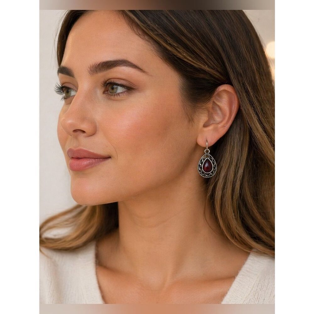 Elegant Teardrop Earrings in Red and Silver
